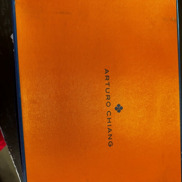 Arturo Chaing Sandals - Picture 3 of 5